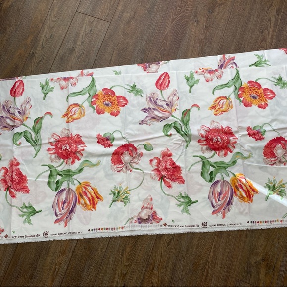 Brunschwig & Fils Designer fabric Royal Botanic Gardens Kew Tulipa - Picture 9 of 16